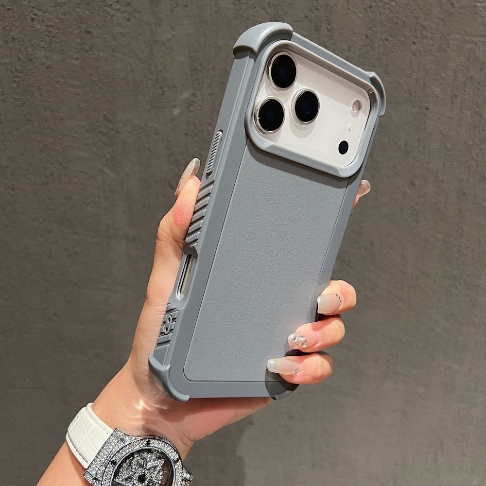 Custodia rigida per iPhone 17  - Rugged Armor Case recensione e prezzo